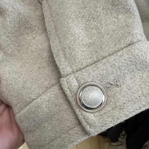 Women's Tan Jacket - Picture 3 of 9